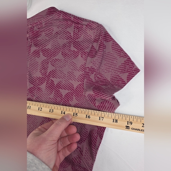 Asics Women's Athletic Short Sleeve T-Shirt Maroon Size Small BV-2475 - Picture 8 of 10